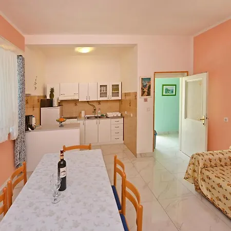 Ella * Porec