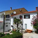 Ella Апартаменти