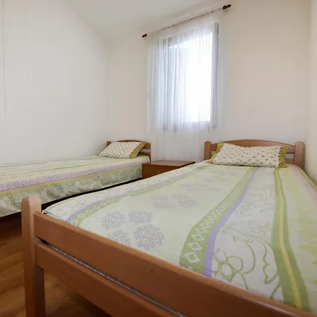 Ella Apartament