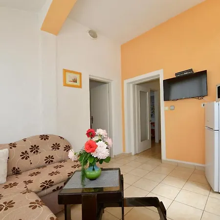 Ella Apartament