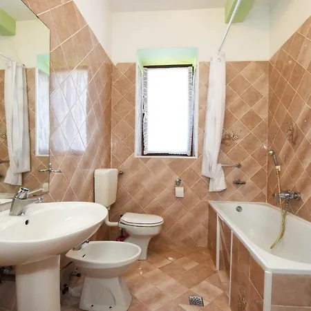 Apartament Ella