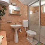 Ella Apartmán