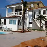 Apartmán Ella *